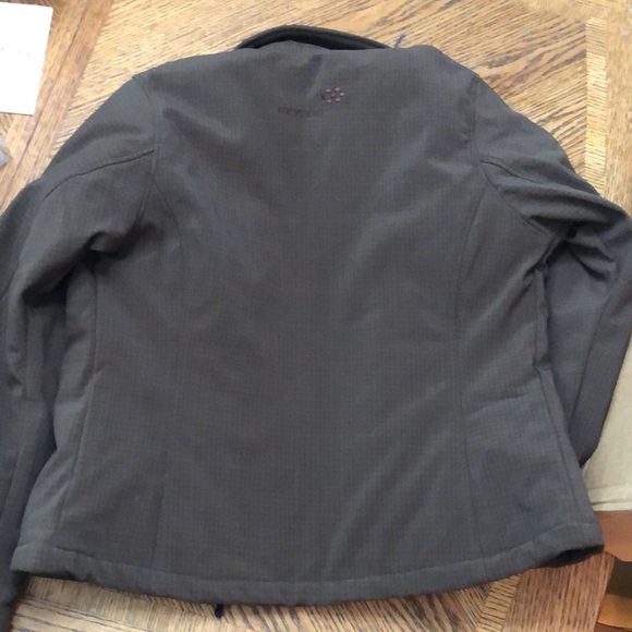 Jacket - Picture 5 of 5